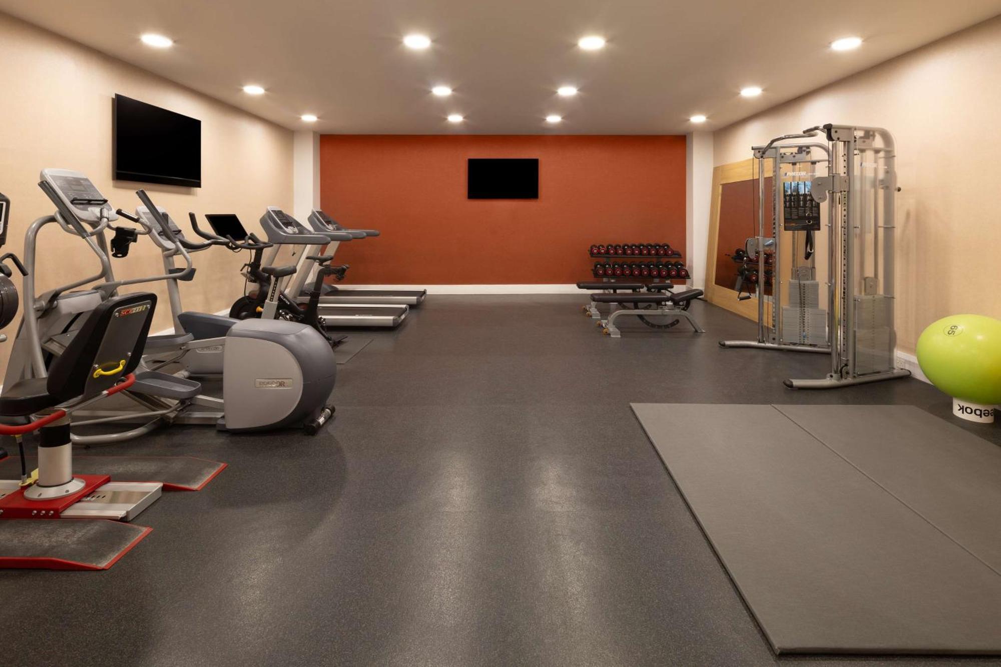 Hampton By Hilton London Gatwick Airport Hotel Horley Ngoại thất bức ảnh
